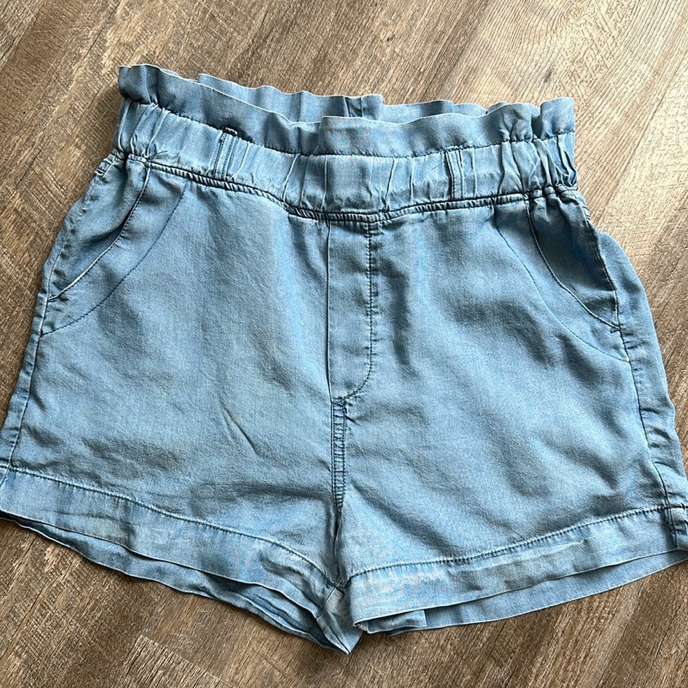 paper bag waist shorts
